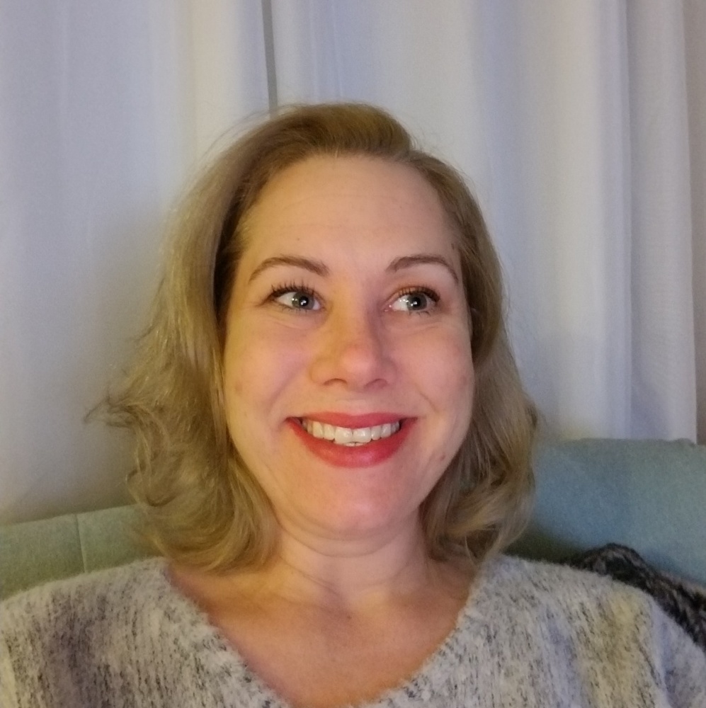 Meet your Posher, Elizabeth